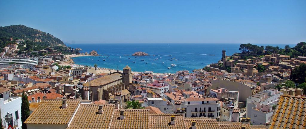 Lets Holidays Cozy Apartment 70 M. From The Beach In Tossa Tossa de Mar Esterno foto