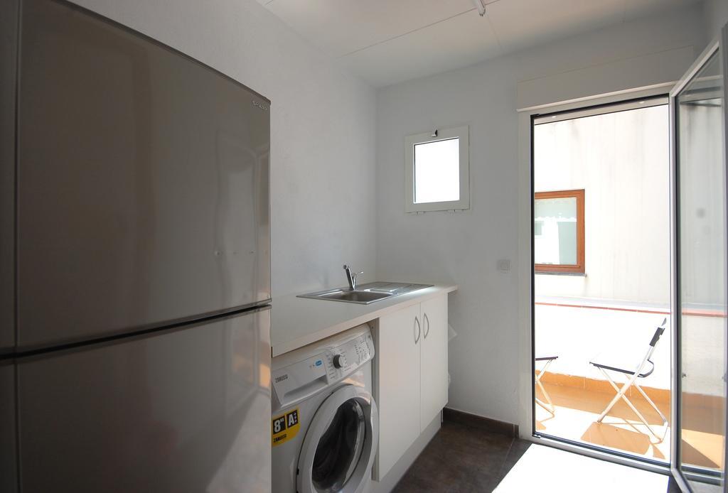 Lets Holidays Cozy Apartment 70 M. From The Beach In Tossa Tossa de Mar Esterno foto