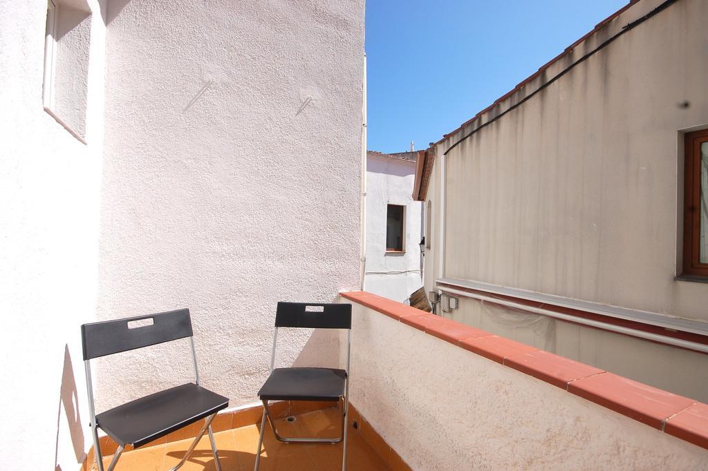 Lets Holidays Cozy Apartment 70 M. From The Beach In Tossa Tossa de Mar Esterno foto